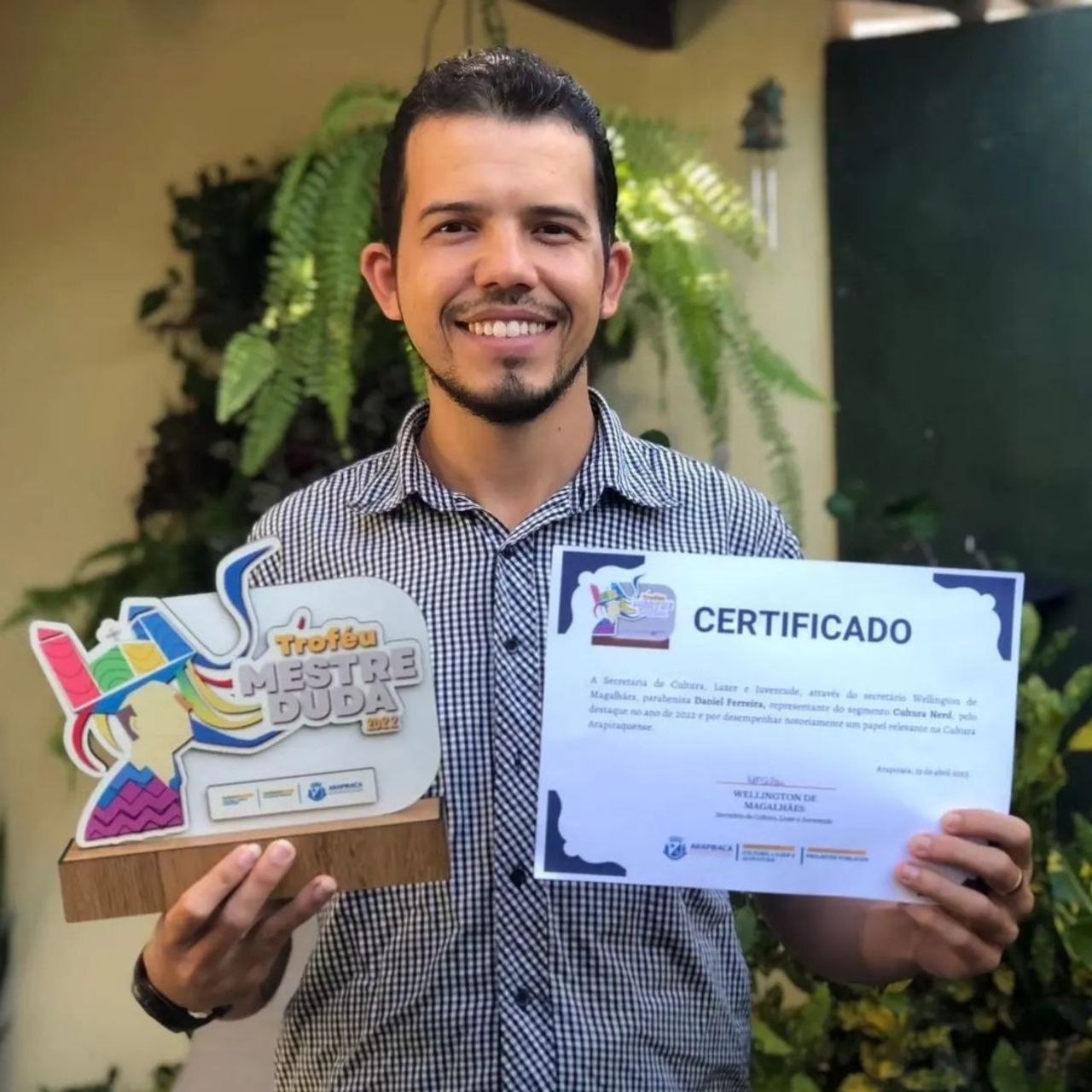 photo_4963367123720187349_y